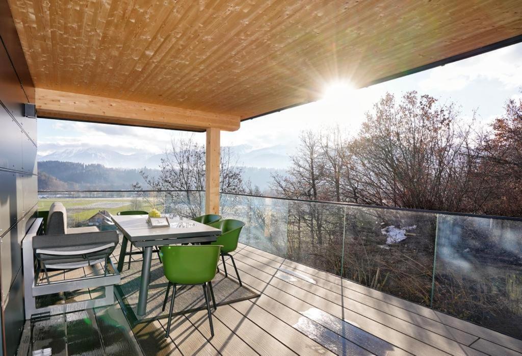 Modernes Ferienhaus Mit Panoramablick Rosegg Buitenkant foto