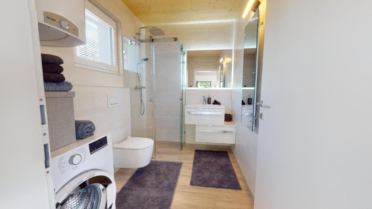 Modernes Ferienhaus Mit Panoramablick Rosegg Buitenkant foto