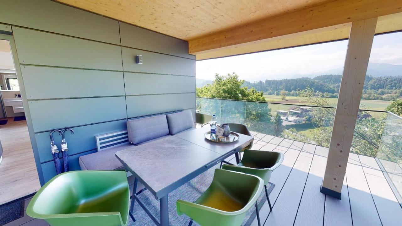 Modernes Ferienhaus Mit Panoramablick Rosegg Buitenkant foto